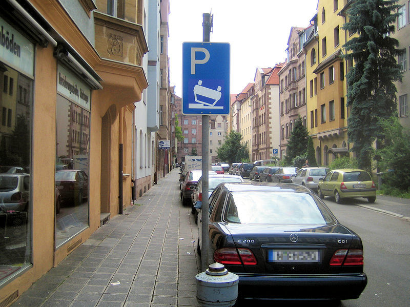 EYESHOTS-STREET-PARKING-1