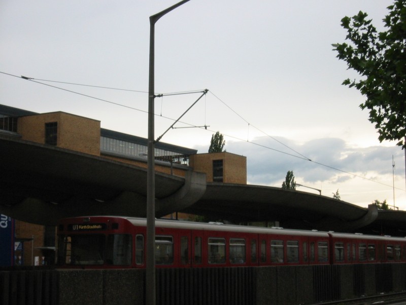 Nürnberg Impressionen #1 - S-Bahn am Quellegebäude